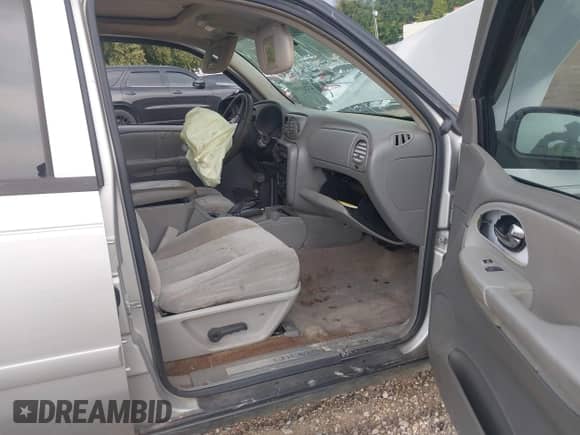 2007 Chevrolet TrailBlazer LT с VIN 1GNDS13S472138631, выставлен на аукционе IAAI как лот 43228000 с пробегом 170 335 миль миль и . История ставок и продаж доступна на DreamBid. Изображение 5.