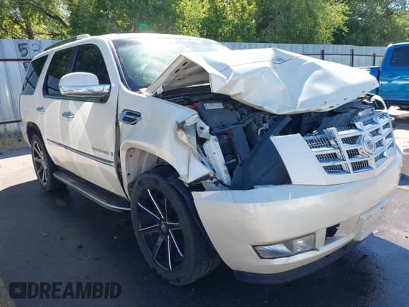 2007 Cadillac Escalade с VIN 1GYFK63857R314493, выставлен на аукционе IAAI как лот 42686841 с пробегом 219 132 миль миль и . История ставок и продаж доступна на DreamBid. Изображение 1.