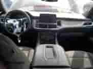 2024 Chevrolet Tahoe с VIN 1GNSKMKT7RR180594, выставлен на аукционе Copart как лот 81368505 с пробегом 37 233 миль миль и Списание • Salvage title. История ставок и продаж доступна на DreamBid. Изображение 8.
