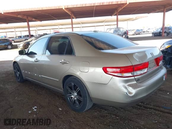 2004 Honda Accord EX with VIN 1HGCM66544A020406, listed as a IAAI auction lot 43234440 with 236,207 mi miles and . Bid and sale history available at DreamBid. Image 13.