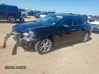 2012 Nissan Maxima SV z VIN 1N4AA5AP7CC859704, wystawiony jako Copart lot #82144355 z przebiegiem 107 695 mil mil oraz Szkoda całkowita • Salvage title. Historia ofert i sprzedaży dostępna na DreamBid. Obrazek 1.