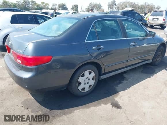 2005 Honda Accord LX с VIN 1HGCM564X5A121209, выставлен на аукционе IAAI как лот 43012702 с пробегом 274 845 миль миль и . История ставок и продаж доступна на DreamBid. Изображение 4.