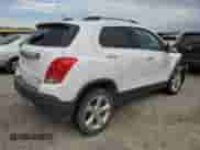2015 Chevrolet Trax LTZ z VIN 3GNCJTSB0FL254840, wystawiony jako Copart lot #69604785 z przebiegiem 174 713 mil mil oraz Szkoda całkowita • Salvage title. Historia ofert i sprzedaży dostępna na DreamBid. Obrazek 3.