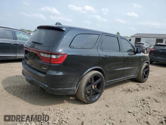 2019 Dodge Durango SRT with VIN 1C4SDJGJ8KC723078, listed as a Copart auction lot 58823225 with 98,621 mi miles and Clean title. Bid and sale history available at DreamBid. Image 3.
