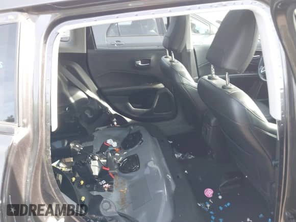 2020 Jeep Compass Latitude with VIN 3C4NJCBB9LT130367, listed as a IAAI auction lot 41268917 with 44,892 mi miles and . Bid and sale history available at DreamBid. Image 8.