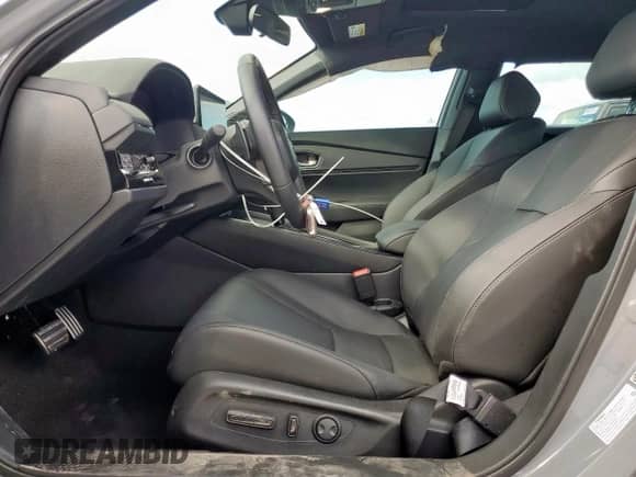 2025 Honda Accord Sport-L z VIN 1HGCY2F72SA041217, wystawiony jako Copart lot #81838415 z przebiegiem 1 825 mil mil oraz Szkoda całkowita • Salvage title. Historia ofert i sprzedaży dostępna na DreamBid. Obrazek 7.