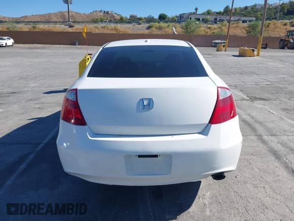 2010 Honda Accord LX-S с VIN 1HGCS1B33AA018249, выставлен на аукционе IAAI как лот 42878026 с пробегом 198 201 миль миль и . История ставок и продаж доступна на DreamBid. Изображение 17.