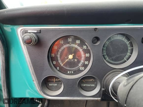 1969 Chevrolet Silverado 1500 с VIN CE149T809922, выставлен на аукционе Copart как лот 76193054 с пробегом 26 191 миль миль и Списание • Salvage title. История ставок и продаж доступна на DreamBid. Изображение 9.