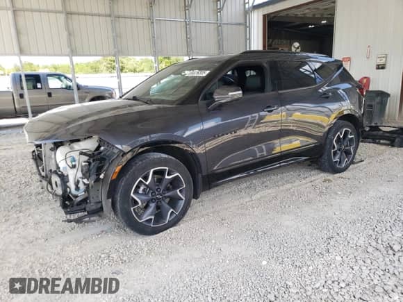 2021 Chevrolet Blazer RS z VIN 3GNKBKRS3MS521674, wystawiony jako Copart lot #69026305 z przebiegiem 81 679 mil mil oraz Szkoda całkowita • Salvage title. Historia ofert i sprzedaży dostępna na DreamBid. Obrazek 1.