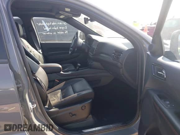 2025 Dodge Durango GT z VIN 1C4RDJDG6SC519161, wystawiony jako IAAI lot #43516798 z przebiegiem 16 189 mil mil oraz . Historia ofert i sprzedaży dostępna na DreamBid. Obrazek 5.