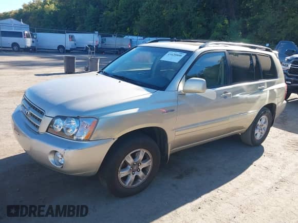 2002 Toyota Highlander Limited with VIN JTEGF21A720058959, listed as a IAAI auction lot 43420808 with Not provided miles and . Bid and sale history available at DreamBid. Image 2.