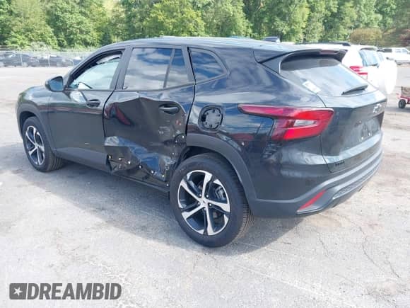 2024 Chevrolet Trax 1RS with VIN KL77LGE29RC168026, listed as a IAAI auction lot 43122390 with 22,617 mi miles and . Bid and sale history available at DreamBid. Image 3.