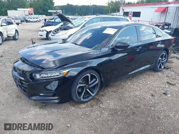 2018 Honda Accord Sport с VIN 1HGCV1F3XJA048270, выставлен на аукционе IAAI как лот 43182391 с пробегом 203 134 миль миль и . История ставок и продаж доступна на DreamBid. Изображение 19.