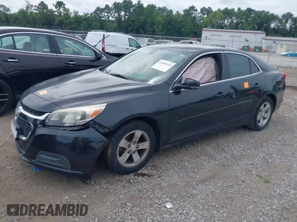 2015 Chevrolet Malibu LS z VIN 1G11A5SL3FF325083, wystawiony jako IAAI lot #42898658 z przebiegiem 201 076 mil mil oraz . Historia ofert i sprzedaży dostępna na DreamBid. Obrazek 2.