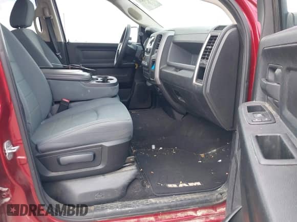 2014 Ram 1500 Express z VIN 1C6RR7FT0ES170756, wystawiony jako IAAI lot #42801131 z przebiegiem 163 477 mil mil oraz . Historia ofert i sprzedaży dostępna na DreamBid. Obrazek 5.