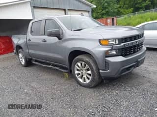 2020 Chevrolet Silverado 1500 Custom z VIN 1GCUYBEF4LZ250585, wystawiony jako IAAI lot #42310145 z przebiegiem 82 147 mil mil oraz . Historia ofert i sprzedaży dostępna na DreamBid. Obrazek 1.