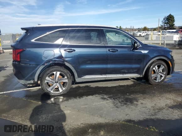 2022 Kia Sorento SX with VIN KNDRJDLH2N5066928, listed as a Copart auction lot 45736935 with 101,160 mi miles and Clean title. Bid and sale history available at DreamBid. Image 3.