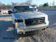 2007 GMC Sierra 1500 Work Truck с VIN 1GTEC14C97Z577591, выставлен на аукционе IAAI как лот 40972175 с пробегом 100 480 миль миль и . История ставок и продаж доступна на DreamBid. Изображение 6.