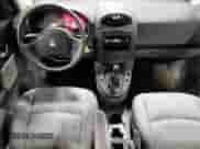 2004 Saturn VUE z VIN 5GZCZ23D74S851282, wystawiony jako Copart lot #82529004 z przebiegiem 180 688 mil mil oraz Czysty tytuł • Clean title. Historia ofert i sprzedaży dostępna na DreamBid. Obrazek 8.