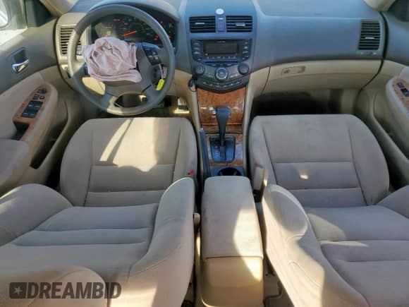 2004 Honda Accord EX z VIN JHMCM56684C001135, wystawiony jako Copart lot #80455015 z przebiegiem 133 588 mil mil oraz Szkoda całkowita • Salvage title. Historia ofert i sprzedaży dostępna na DreamBid. Obrazek 8.