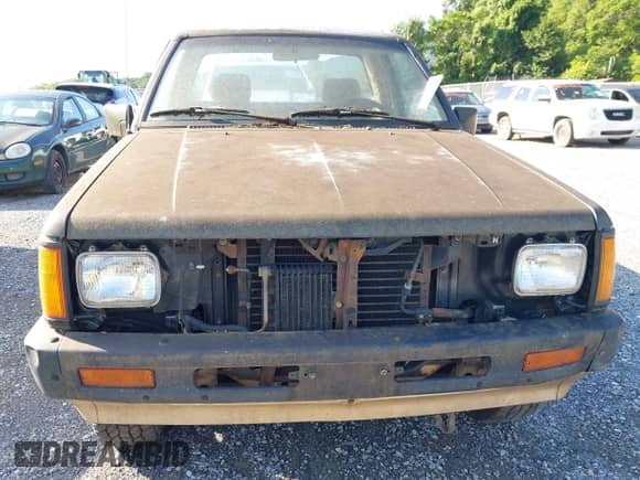 1988 Dodge RAM with VIN JB7FM55E5JP011228, listed as a IAAI auction lot 42756350 with 92,519 mi miles and . Bid and sale history available at DreamBid. Image 12.