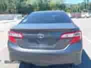 2014 Toyota Camry L z VIN 4T1BF1FK6EU438331, wystawiony jako IAAI lot #43094734 z przebiegiem 190 848 mil mil oraz . Historia ofert i sprzedaży dostępna na DreamBid. Obrazek 16.