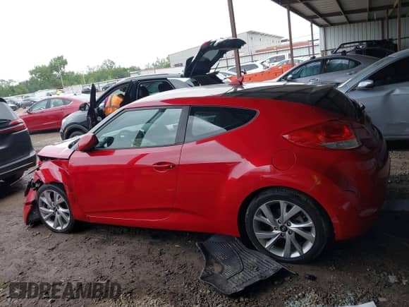 2016 Hyundai Veloster with VIN KMHTC6AD1GU272922, listed as a IAAI auction lot 43115743 with 85,156 mi miles and . Bid and sale history available at DreamBid. Image 15.