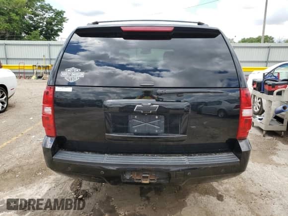 2007 Chevrolet Suburban LTZ z VIN 3GNFK16387G266293, wystawiony jako Copart lot #60095115 z przebiegiem 244 749 mil mil oraz Szkoda całkowita • Salvage title. Historia ofert i sprzedaży dostępna na DreamBid. Obrazek 6.