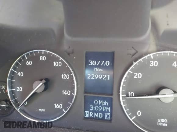 2005 Mercedes-Benz C 320 z VIN WDBRF64J75F604787, wystawiony jako IAAI lot #41114916 z przebiegiem 270 000 mil mil oraz . Historia ofert i sprzedaży dostępna na DreamBid. Obrazek 16.