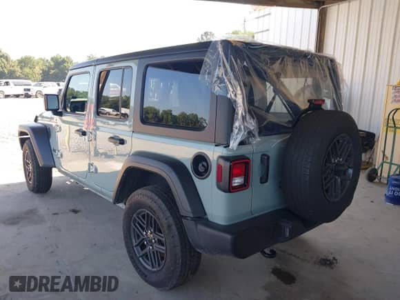 2024 Jeep Wrangler Willys with VIN 1C4PJXDN7RW268872, listed as a IAAI auction lot 43002134 with 22,987 mi miles and . Bid and sale history available at DreamBid. Image 3.