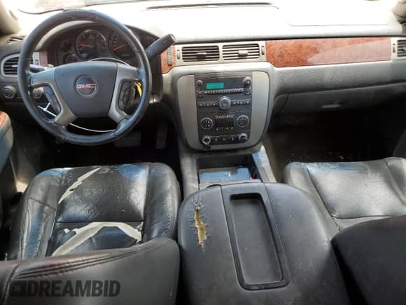 2013 GMC Sierra 1500 SLT с VIN 3GTP2WE78DG170397, выставлен на аукционе Copart как лот 61364965 с пробегом 229 824 миль миль и Списание • Salvage title. История ставок и продаж доступна на DreamBid. Изображение 8.