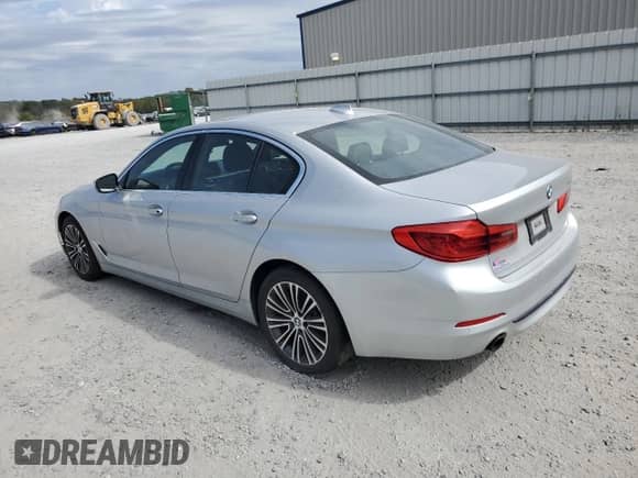 2019 BMW 5 Series 530i z VIN WBAJA5C51KBX46841, wystawiony jako Copart lot #86274985 z przebiegiem 87 490 mil mil oraz Czysty tytuł • Clean title. Historia ofert i sprzedaży dostępna na DreamBid. Obrazek 2.