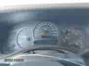 2003 Chevrolet Silverado 1500HD LS z VIN 1GCGC13U53F145773, wystawiony jako IAAI lot #42973613 z przebiegiem 252 295 mil mil oraz . Historia ofert i sprzedaży dostępna na DreamBid. Obrazek 7.