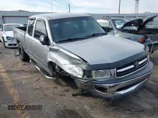 2001 Toyota Tundra SR5 with VIN 5TBRN34191S180356, listed as a IAAI auction lot 41611091 with 260,654 mi miles and . Bid and sale history available at DreamBid. Image 1.