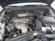 1993 Toyota Camry LE z VIN 4T1SK12E2PU176189, wystawiony jako IAAI lot #42711266 z przebiegiem 141 263 mil mil oraz . Historia ofert i sprzedaży dostępna na DreamBid. Obrazek 10.