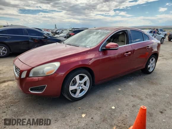 2013 Volvo S60 T5 с VIN YV1612FHXD2217365, выставлен на аукционе Copart как лот 71925935 с пробегом 204 693 миль миль и Чистый • Clean title. История ставок и продаж доступна на DreamBid. Изображение 1.