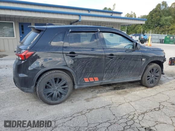 2020 Mitsubishi Outlander ES with VIN JA4AR3AU2LU020187, listed as a Copart auction lot 81182715 with 88,226 mi miles and Salvage title. Bid and sale history available at DreamBid. Image 3.