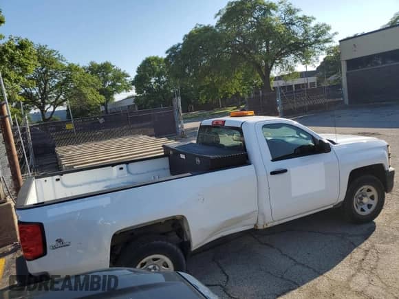 2014 Chevrolet Silverado 1500 Work Truck with VIN 1GCNCPEH5EZ225411, listed as a Copart auction lot 70144785 with Not provided miles and Clean title. Bid and sale history available at DreamBid. Image 3.