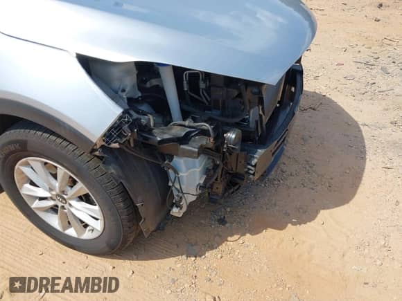 2019 Kia Sorento LX z VIN 5XYPGDA34KG437524, wystawiony jako IAAI lot #43227964 z przebiegiem 124 831 mil mil oraz . Historia ofert i sprzedaży dostępna na DreamBid. Obrazek 18.