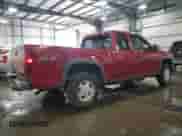 2005 Chevrolet Colorado LS Z71 with VIN 1GCDT196758194475, listed as a Copart auction lot 64947645 with 140,291 mi miles and Salvage title. Bid and sale history available at DreamBid. Image 3.