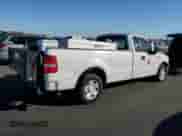 2005 Ford F-150 XL z VIN 1FTRF12W75NA51986, wystawiony jako Copart lot #87040995 z przebiegiem 220 267 mil mil oraz Czysty tytuł • Clean title. Historia ofert i sprzedaży dostępna na DreamBid. Obrazek 3.