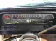 1964 Chevrolet Silverado 1500 z VIN 4C154J104361, wystawiony jako Copart lot #81961304 z przebiegiem 107 065 mil mil oraz Szkoda całkowita • Salvage title. Historia ofert i sprzedaży dostępna na DreamBid. Obrazek 9.