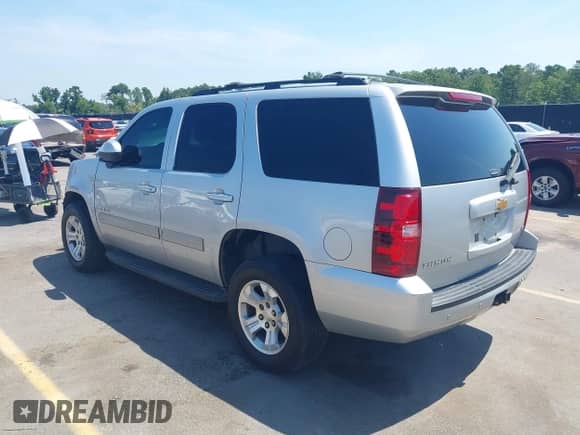 2012 Chevrolet Tahoe LS с VIN 1GNSCAE02CR321530, выставлен на аукционе IAAI как лот 42552901 с пробегом 206 840 миль миль и . История ставок и продаж доступна на DreamBid. Изображение 3.