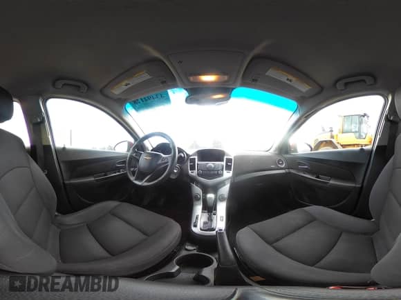 2016 Chevrolet Cruze LT z VIN 1G1PE5SB0G7141592, wystawiony jako IAAI lot #43494128 z przebiegiem 122 258 mil mil oraz . Historia ofert i sprzedaży dostępna na DreamBid. Obrazek 18.