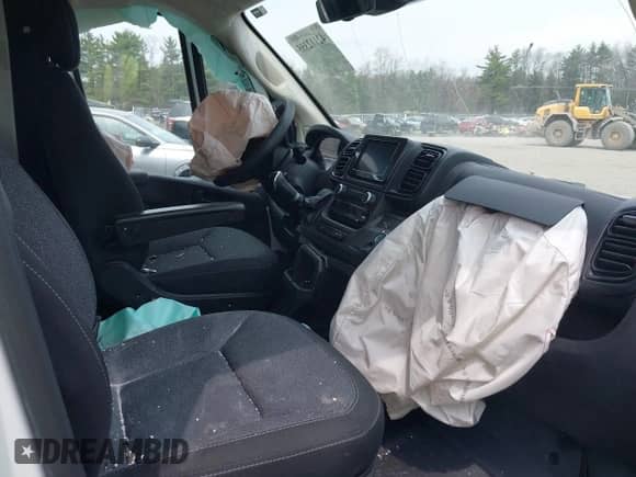 2023 Ram ProMaster Cargo z VIN 3C6MRVJG8PE500982, wystawiony jako IAAI lot #42112355 z przebiegiem 2 486 mil mil oraz . Historia ofert i sprzedaży dostępna na DreamBid. Obrazek 5.