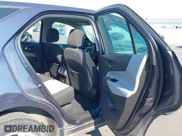 2018 Chevrolet Equinox LS с VIN 3GNAXREV8JL123467, выставлен на аукционе IAAI как лот 43059652 с пробегом 94 635 миль миль и . История ставок и продаж доступна на DreamBid. Изображение 8.
