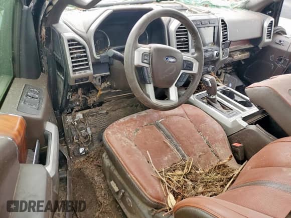 2020 Ford F-150 XL z VIN 1FTEW1E55LFC72978, wystawiony jako Copart lot #64461845 z przebiegiem Nie podano mil oraz Szkoda całkowita • Salvage title. Historia ofert i sprzedaży dostępna na DreamBid. Obrazek 8.