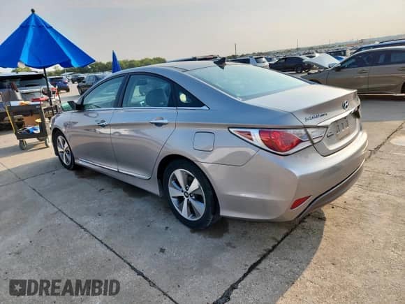 2011 Hyundai Sonata Hybrid with VIN KMHEC4A47BA006912, listed as a Copart auction lot 70324895 with 43,475 mi miles and Clean title. Bid and sale history available at DreamBid. Image 2.