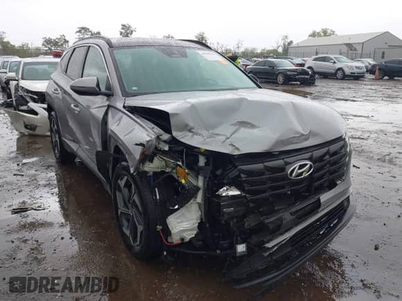 2022 Hyundai Tucson SEL Convenience with VIN KM8JFCA18NU077285, listed as a IAAI auction lot 43394135 with 40,947 mi miles and . Bid and sale history available at DreamBid. Image 6.