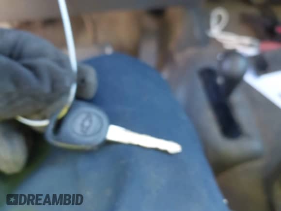 2006 Chevrolet Silverado 1500 Work Truck с VIN 3GCEK14V56G238247, выставлен на аукционе IAAI как лот 39254864 с пробегом 381 696 миль миль и . История ставок и продаж доступна на DreamBid. Изображение 11.